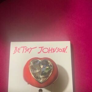 Betsey Johnson XOXO Red Heart Ring - R3